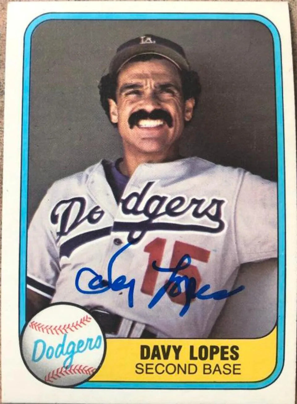 Davey Lopes Signed 1981 Fleer Baseball Card - Los Angeles Dodgers