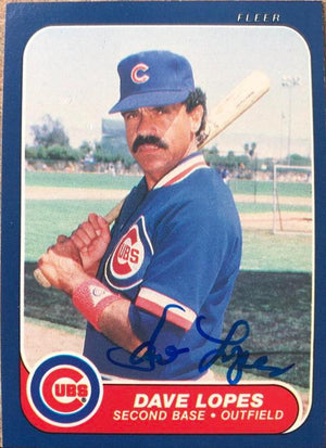 Davey Lopes Signed 1986 Fleer Baseball Card - Chicago Cubs