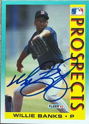 Willie Banks Signed 1992 Fleer Baseball Card - Minnesota Twins