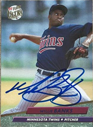 Willie Banks Signed 1992 Fleer Ultra Baseball Card - Minnesota Twins