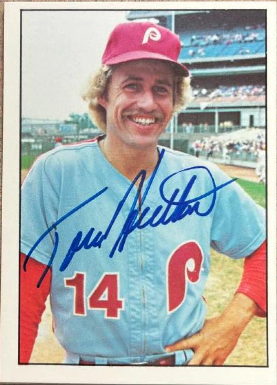 Tommy Hutton Signed 1976 SSPC Baseball Card - Philadelphia Phillies