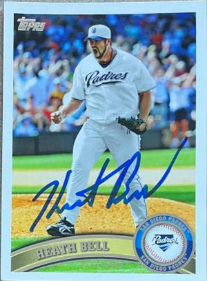 ヒース・ベル直筆サイン入り 2011 Topps ベースボールカード - サンディエゴ パドレス