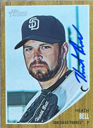 ヒース・ベル直筆サイン入り 2011 Topps Heritage ベースボールカード - サンディエゴ パドレス