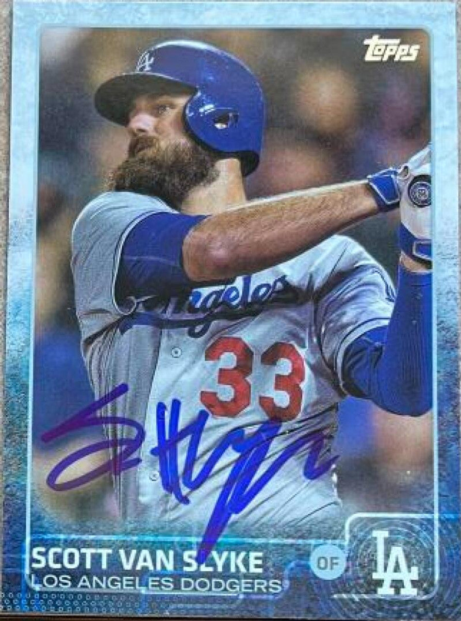 スコット・ヴァン・スライク直筆サイン入り 2015 Topps アップデート ベースボールカード - ロサンゼルス ドジャース