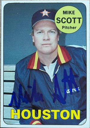 Mike Scott Signed 1990 Baseball Card Magazine Baseball Card - Houston Astros