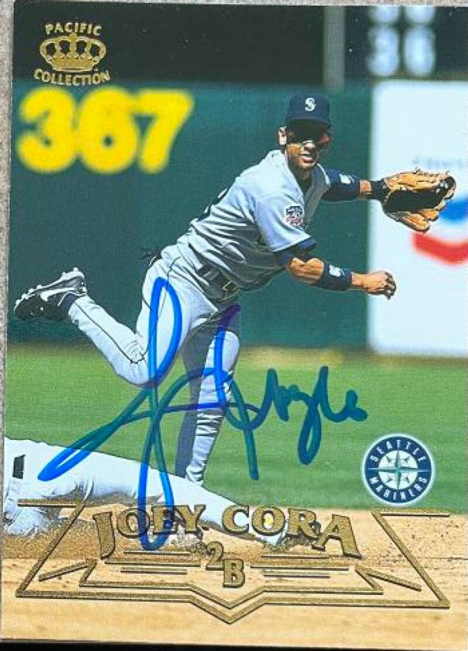 Joey Cora Signed 1998 Pacific Baseball Card - Seattle Mariners