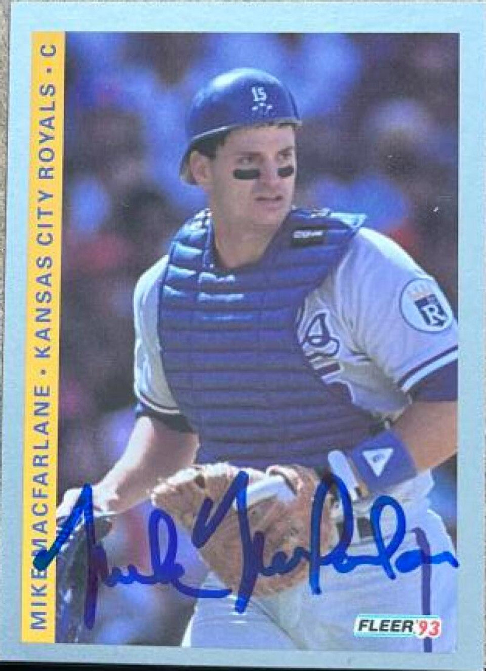 Mike MacFarlane Signed 1993 Fleer Baseball Card - Kansas City Royals