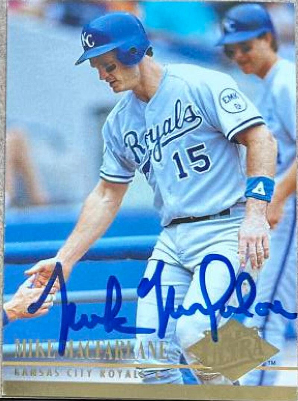 Mike MacFarlane Signed 1994 Fleer Ultra Baseball Card - Kansas City Royals