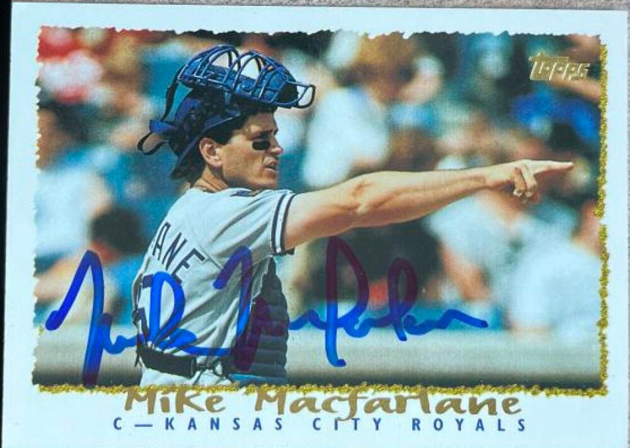 Mike MacFarlane Signed 1995 Topps Baseball Card - Kansas City Royals