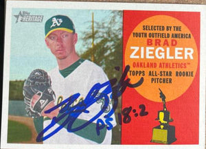 ブラッド・ジーグラー サイン入り 2009 Topps Heritage ベースボールカード - オークランド・アスレチックス