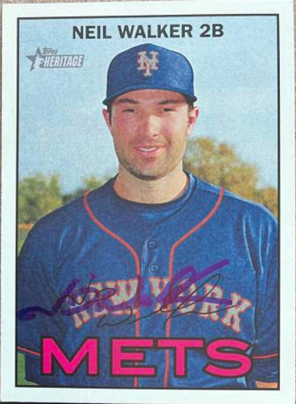 Neil Walker Signed 2016 Topps Heritage Baseball Card - New York Mets