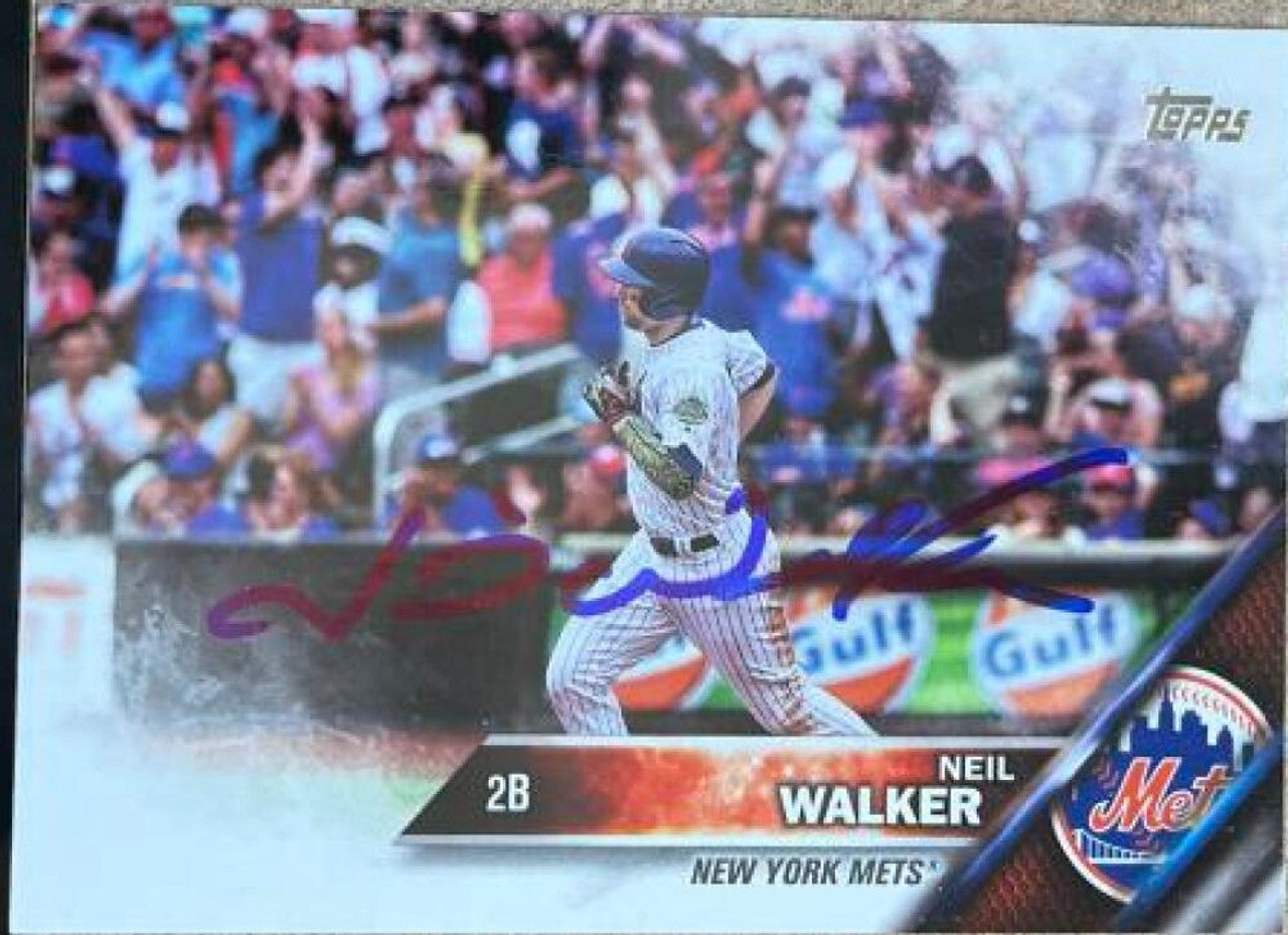 Neil Walker Signed 2016 Topps Update Baseball Card - New York Mets