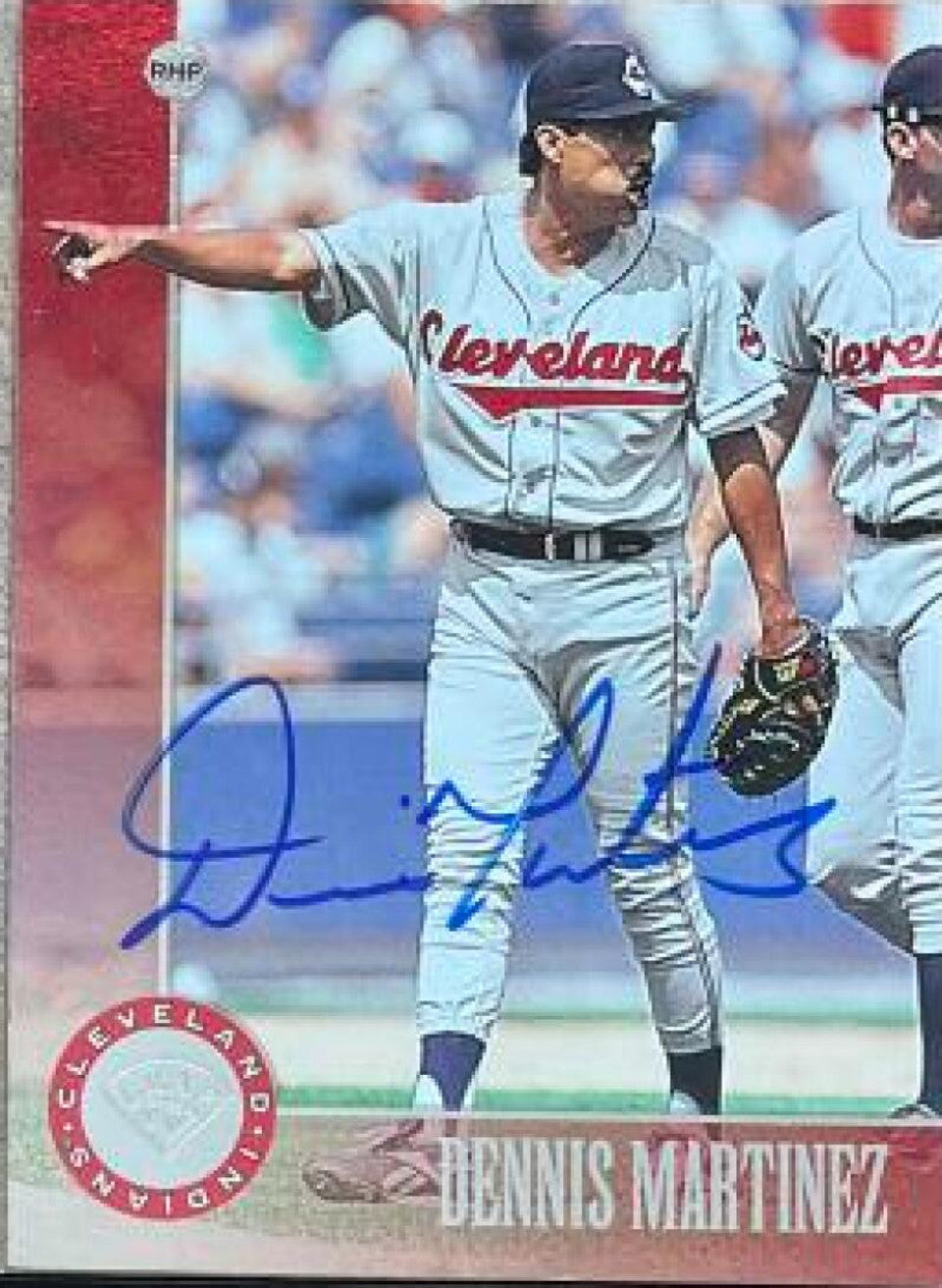 Dennis Martinez Signed 1996 Leaf Baseball Card - Cleveland Indians