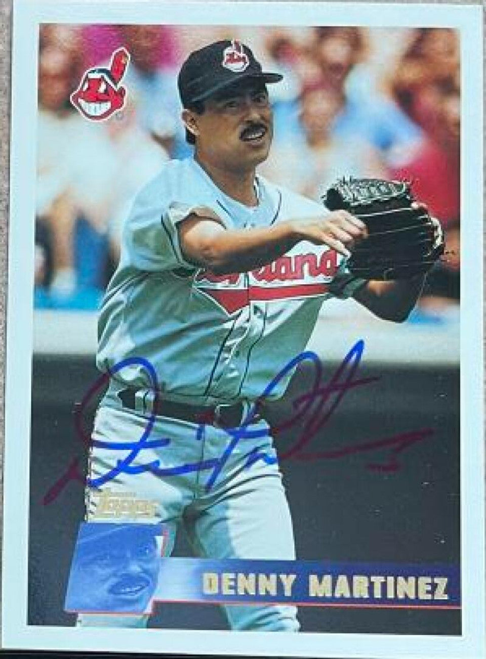 Dennis Martinez Signed 1996 Topps Baseball Card - Cleveland Indians #181