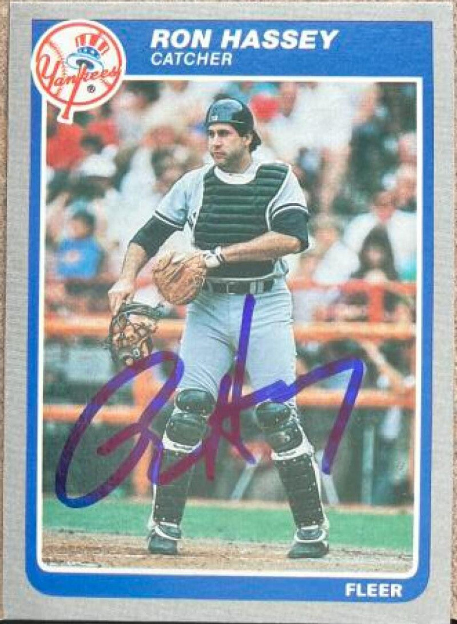 Ron Hassey Signed 1985 Fleer Update Baseball Card - New York Yankees