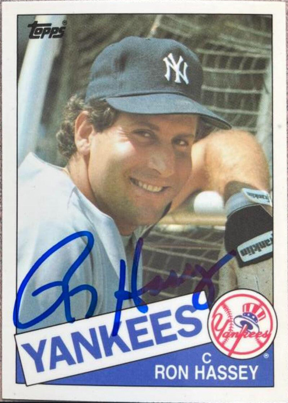 Ron Hassey Signed 1985 Topps Tiffany Traded Baseball Card - New York Yankees