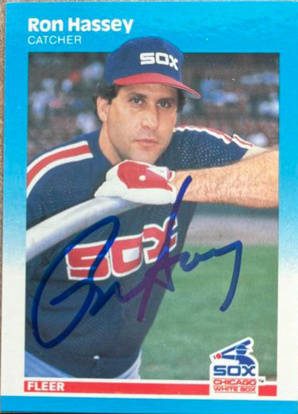 Ron Hassey Signed 1987 Fleer Glossy Baseball Card - Chicago White Sox