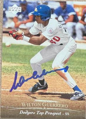 Wilton Guerrero Signed 1995 Upper Deck Minor League Baseball Card - Los Angeles Dodgers #152