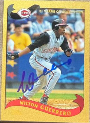 Wilton Guerrero Signed 2002 Topps Gold Baseball Card - Cincinnati Reds #506 SN2002
