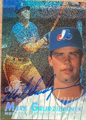 Mark Grudzielanek Signed 1997 Flair Showcase  Row 0 Baseball Card - Montreal Expos #147