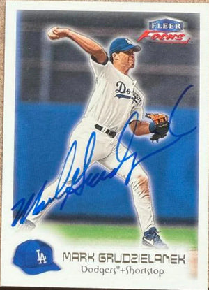 Mark Grudzielanek Signed 2000 Fleer Focus Baseball Card - Los Angeles Dodgers #135