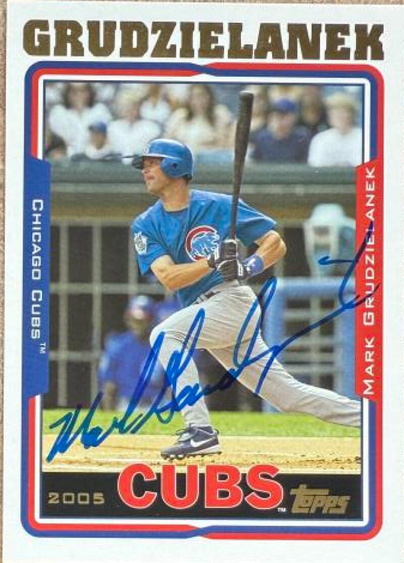 Mark Grudzielanek Signed 2005 Topps Baseball Card - Chicago Cubs #106