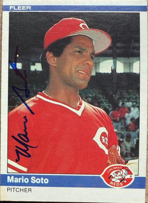 Mario Soto Signed 1984 Fleer Baseball Card - Cincinnati Reds