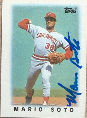 Mario Soto Signed 1986 Topps Major League Leaders Mini Baseball Card - Cincinnati Reds
