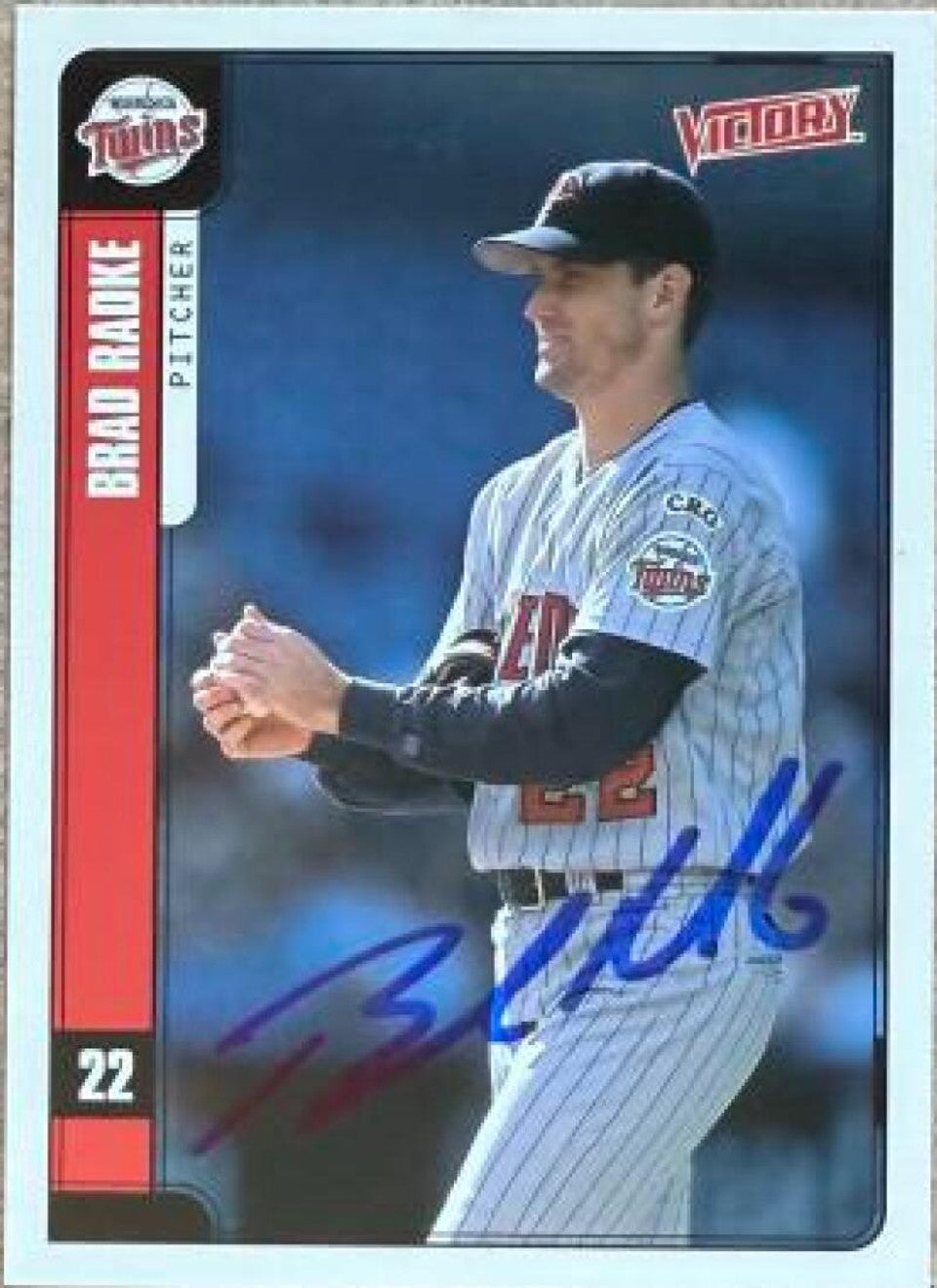 Brad Radke Signed 2001 Upper Deck Victory Baseball Card - Minnesota Twins