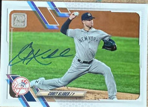 Carte de baseball Topps 2021 signée par Corey Kluber - Yankees de New York n° 567