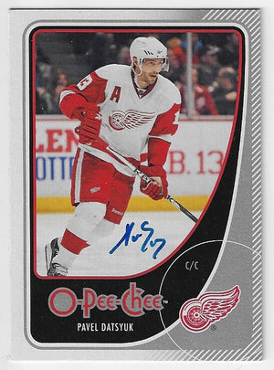 Pavel Datsyuk Signed 2010-11 O-Pee-Chee Hockey Card - Detroit Red Wings