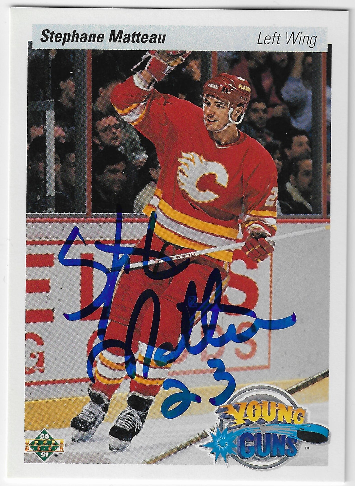 Stephane Matteau Signed 1990-91 Upper Deck Hockey Card - Calgary Flames - YG