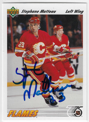 Stephane Matteau Signed 1991-92 Upper Deck Hockey Card - Calgary Flames