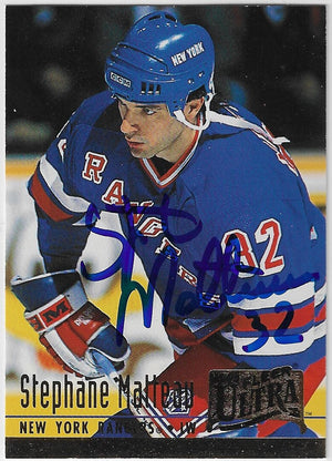 Stephane Matteau Signed 1994-95 Fleer Ultra Hockey Card - New York Rangers