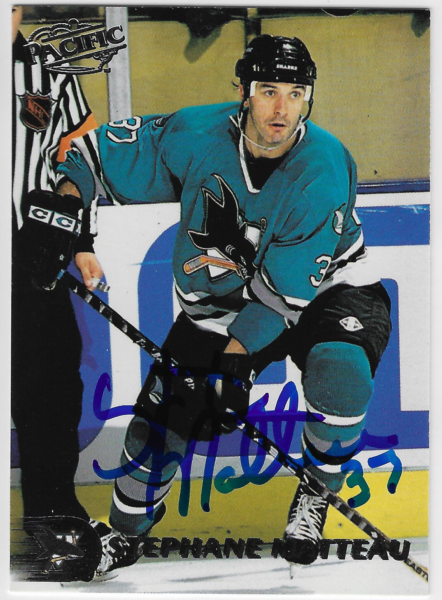 Stephane Matteau Signed 1998-99 Pacific Hockey Card - San Jose Sharks