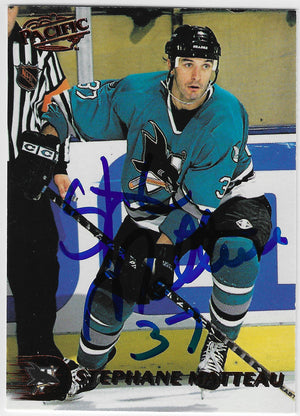 Stephane Matteau Signed 1998-99 Pacific Red Hockey Card - San Jose Sharks