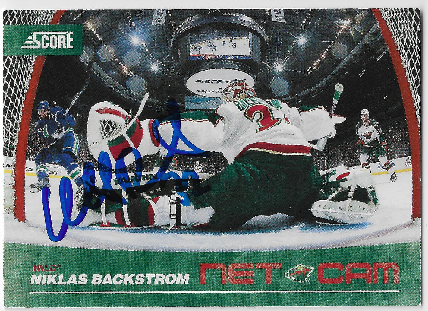 Niklas Backstrom Signed 2010-11 Score Hockey Card - Minnesota Wild #17
