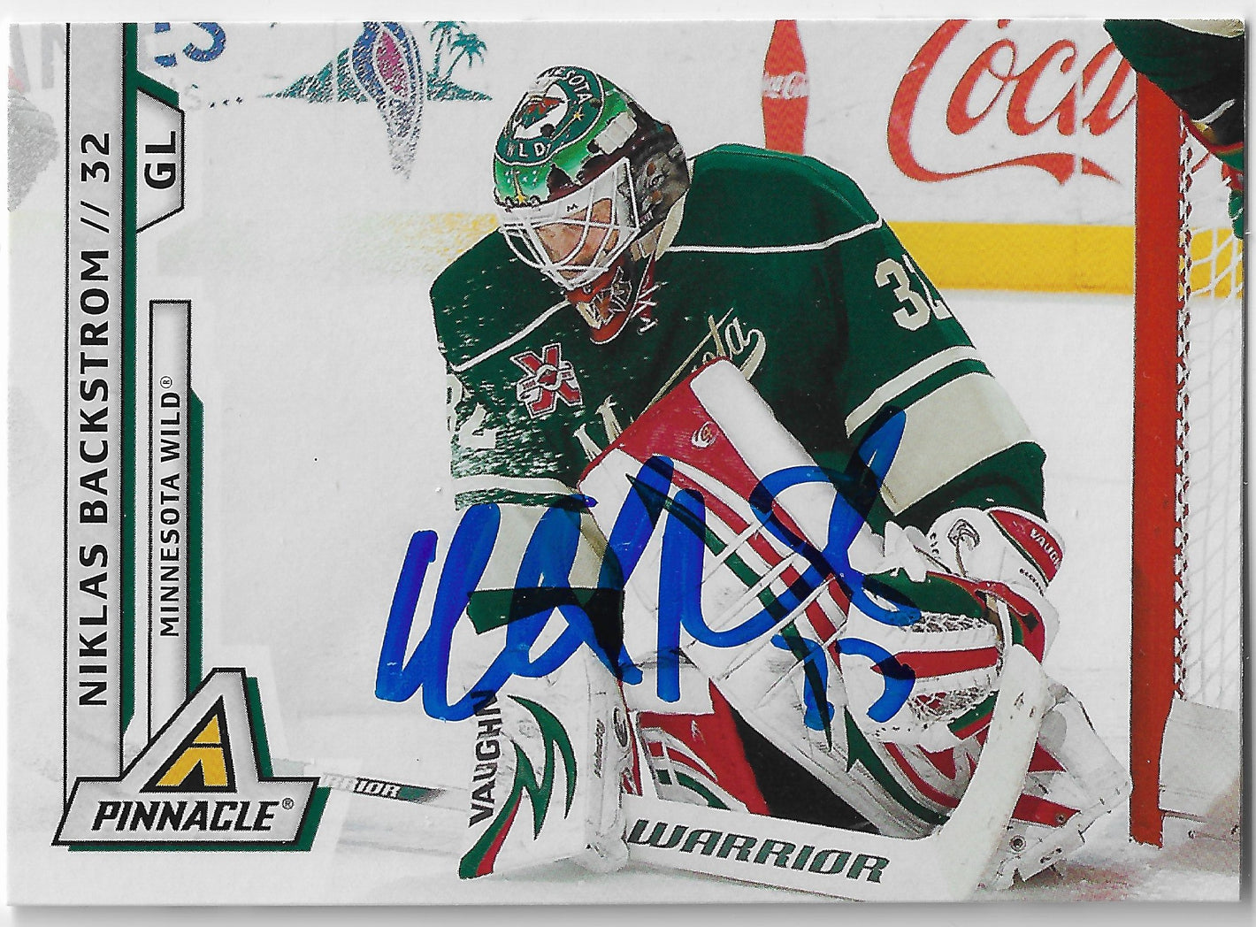 Niklas Backstrom Signed 2010-11 Pinnacle Hockey Card - Minnesota Wild