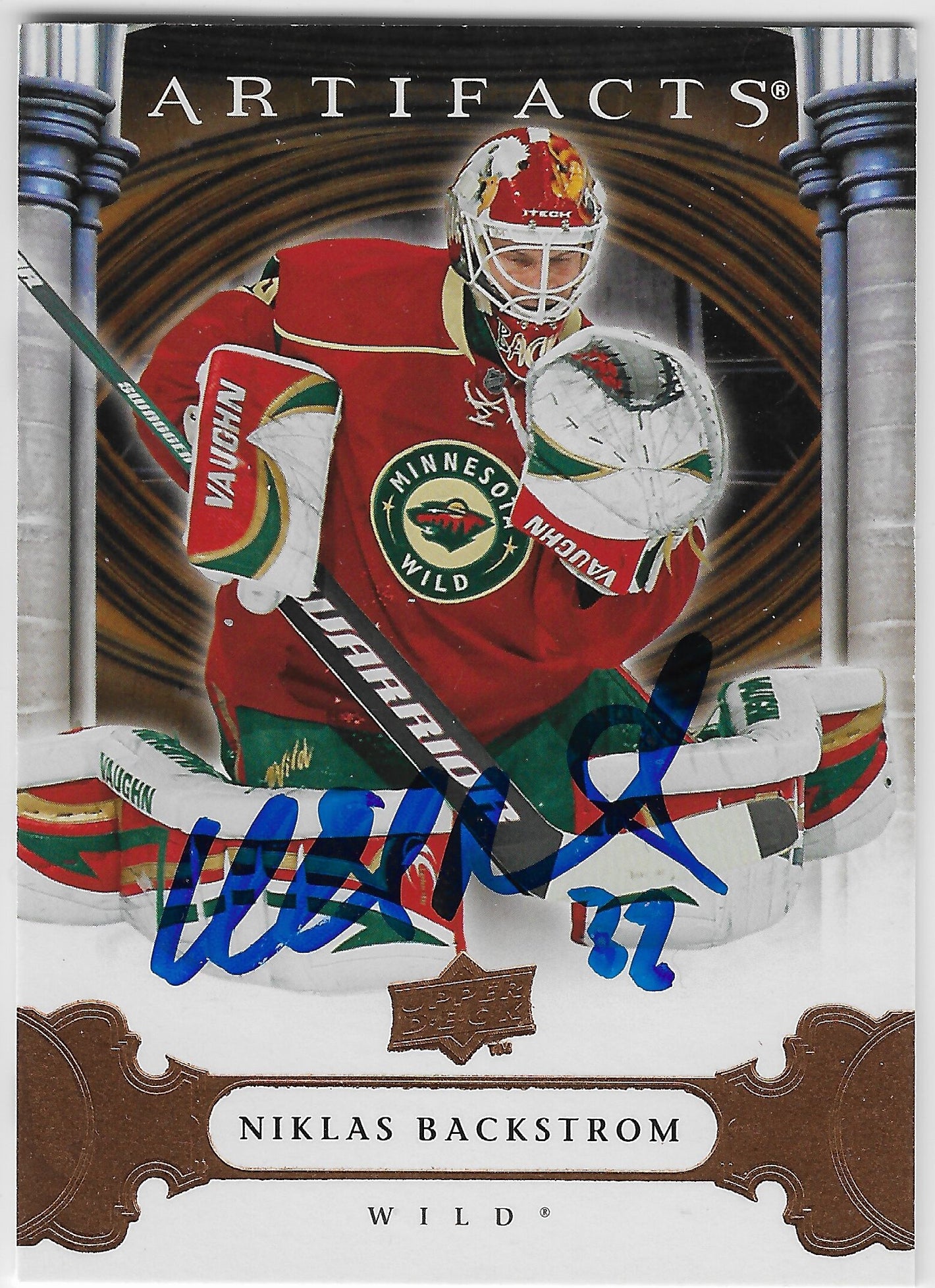 Niklas Backstrom Signed 2009-10 Upper Deck Artifacts Hockey Card - Minnesota Wild