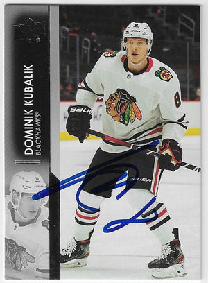 Domanik Kubalik Signed 2021-22 Upper Deck Hockey Card - Chicago Blackhawks