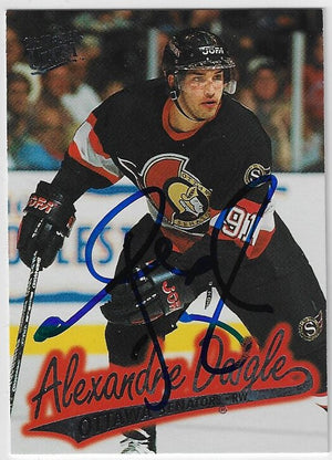 Alexandre Daigle Signed 1996-97 Fleer Ultra Hockey Card - Ottawa Senators