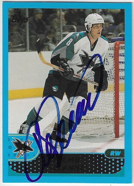 Teemu Selanne Signed 2001-02 Topps Hockey Card - San Jose Sharks