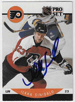 Ilkka Sinisalo Signed 1990-91 Pro Set Hockey Card - Philadelphia Flyers