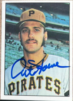 Art Howe Signed 1976 SSPC Baseball Card - Pittsburgh Pirates