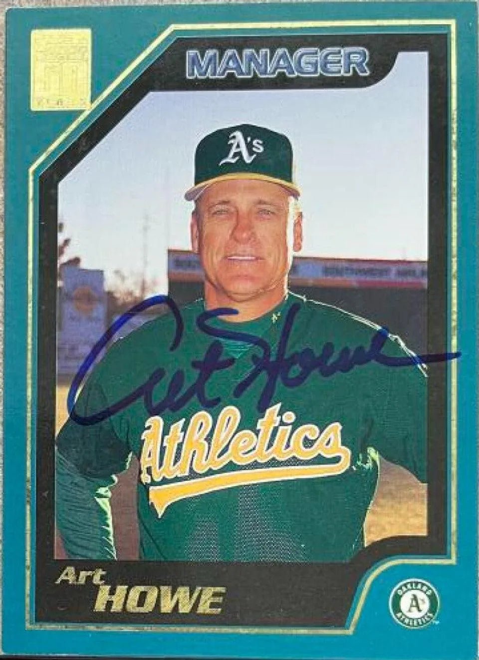 Art Howe Signed 2001 Topps Baseball Card - Oakland A's