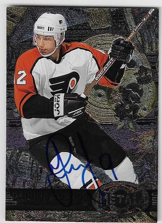 Dainius Zubrus Signed 1996-97 Metal Universe Hockey Card - Philadelphia Flyers