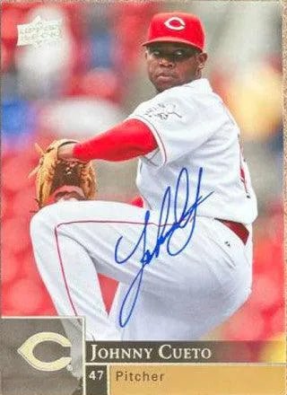 Johnny Cueto Signed 2009 Upper Deck Baseball Card - Cincinnati Reds