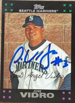 Jose Vidro Signed 2007 Topps Baseball Card - Seattle Mariners #532