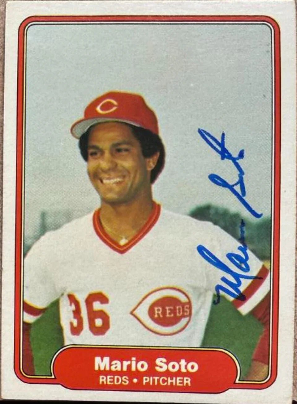 Mario Soto Signed 1982 Fleer Baseball Card - Cincinnati Reds