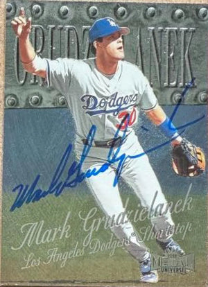Mark Grudzielanek Signed 1999 Metal Universe Baseball Card - Los Angeles Dodgers #207